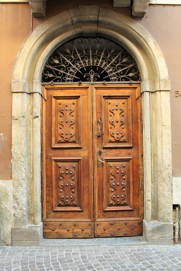 Bb Chiavenna Centro Storico Bed & Breakfast Exterior photo